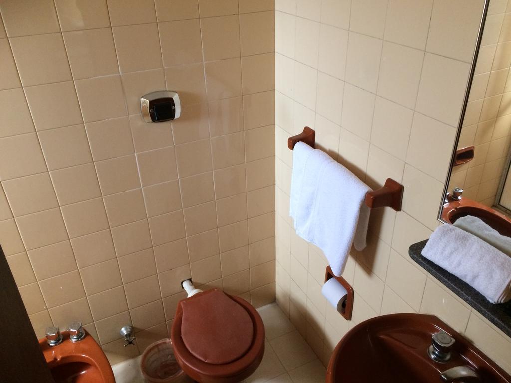 Hotel Manduvira Asuncion Chambre photo